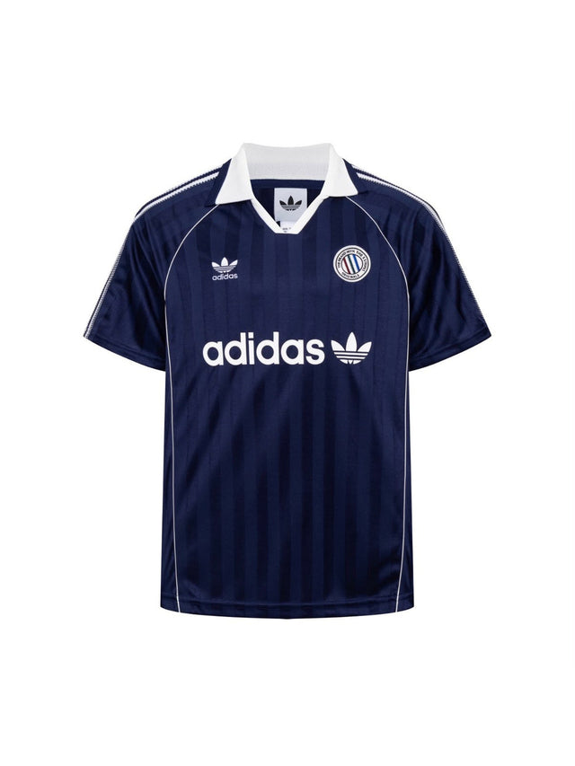 Remera deportiva Adidas azul marino