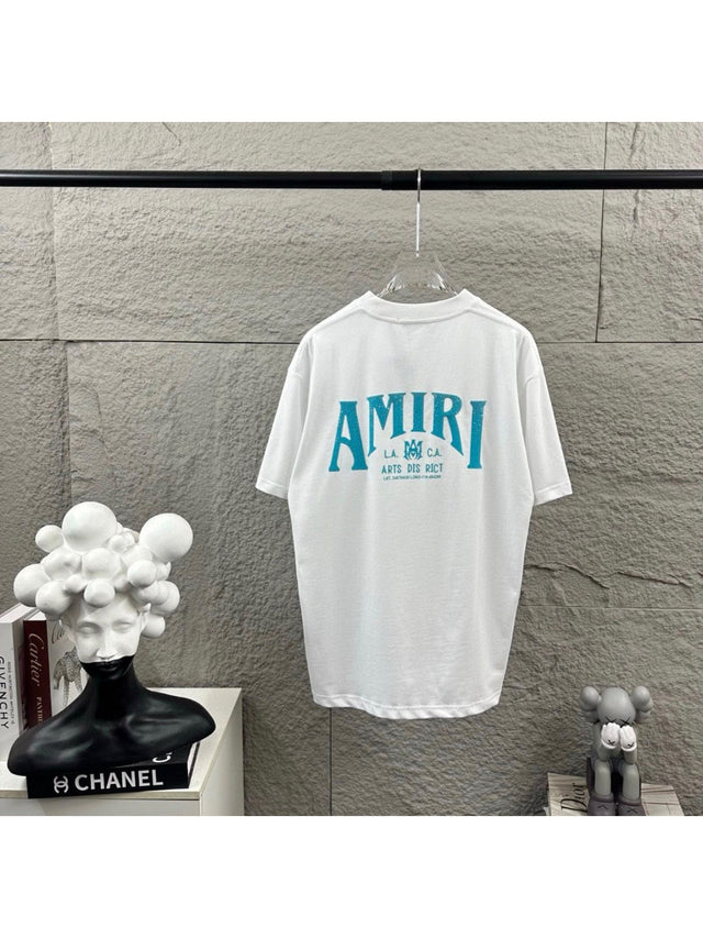 Remera Amiri blanca con logo celeste