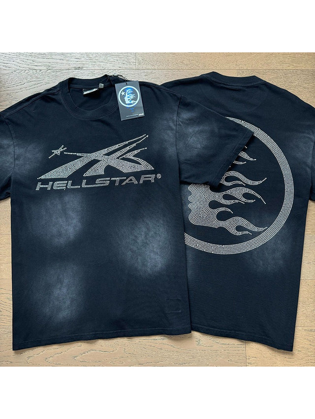Remera Hellstar negra con emblema angular gris | Hellstar