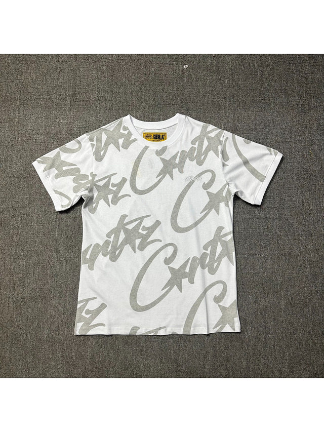 Remera blanca con logos grises integrales | Corteiz