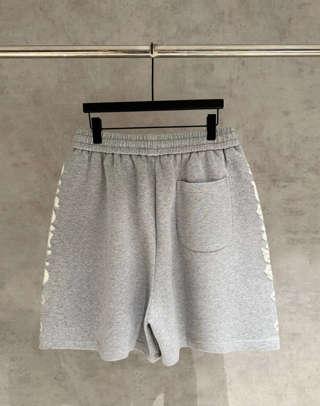 Short gris con gráficos laterales blancos — Chrome Hearts