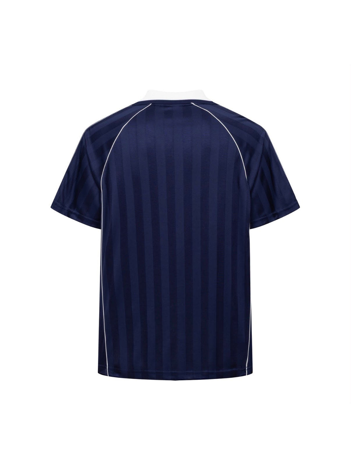 Remera deportiva Adidas azul marino