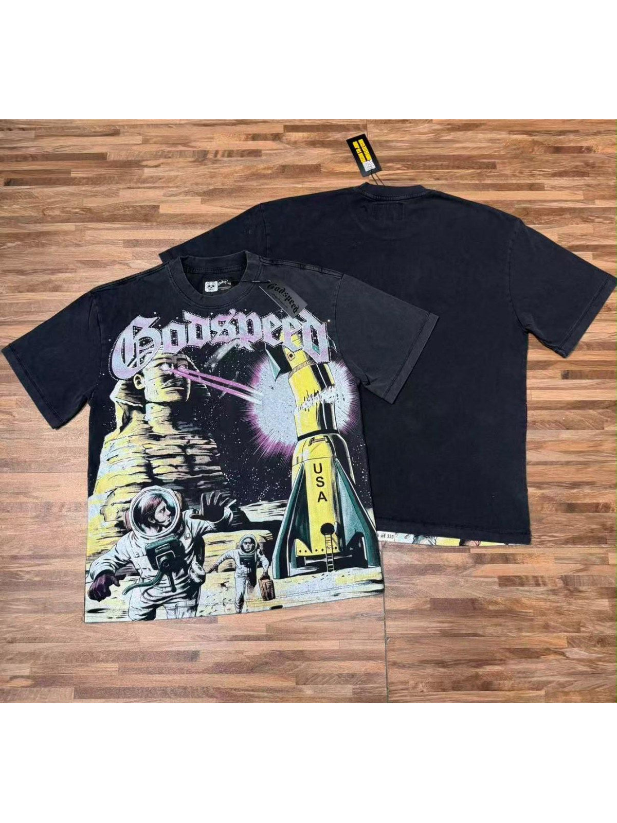 Remera Goodspeed auto ilustrado negra