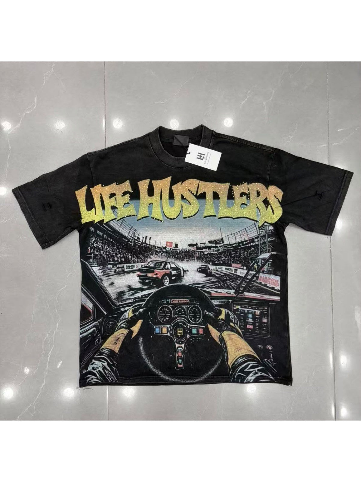 Remera Life Hustle automovilismo negra