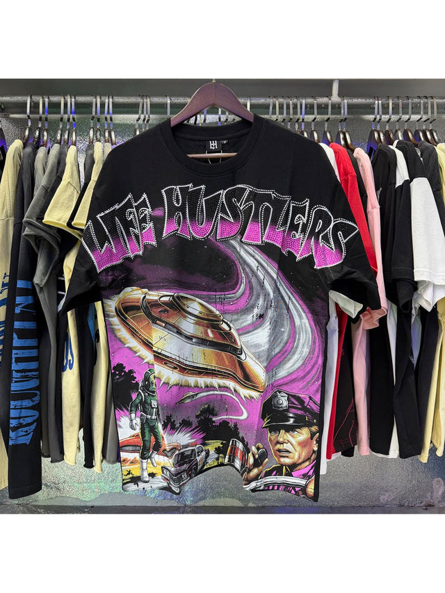 Remera Life Hustle auto violeta negra