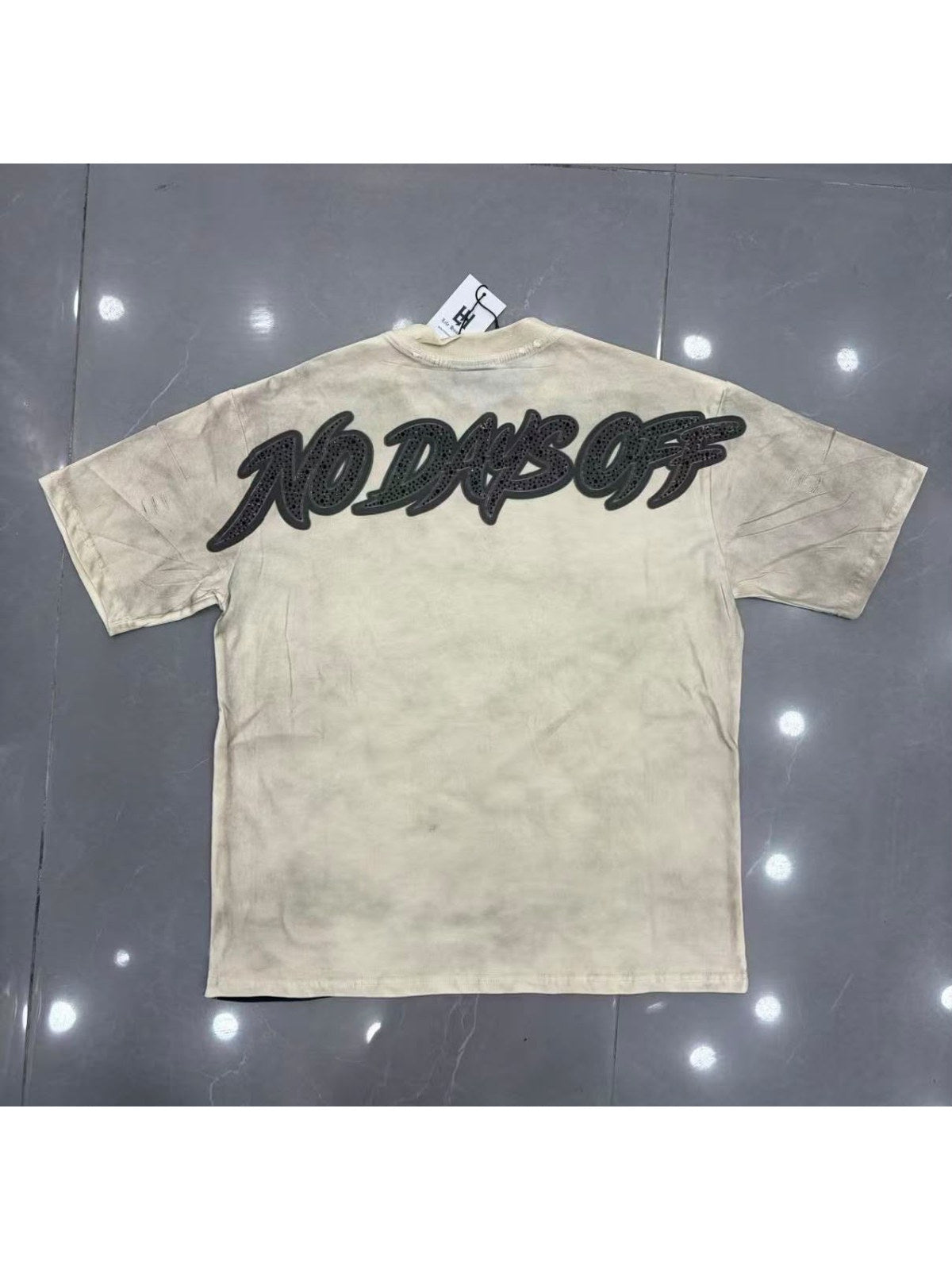 Remera Life Hustle �ngel beige