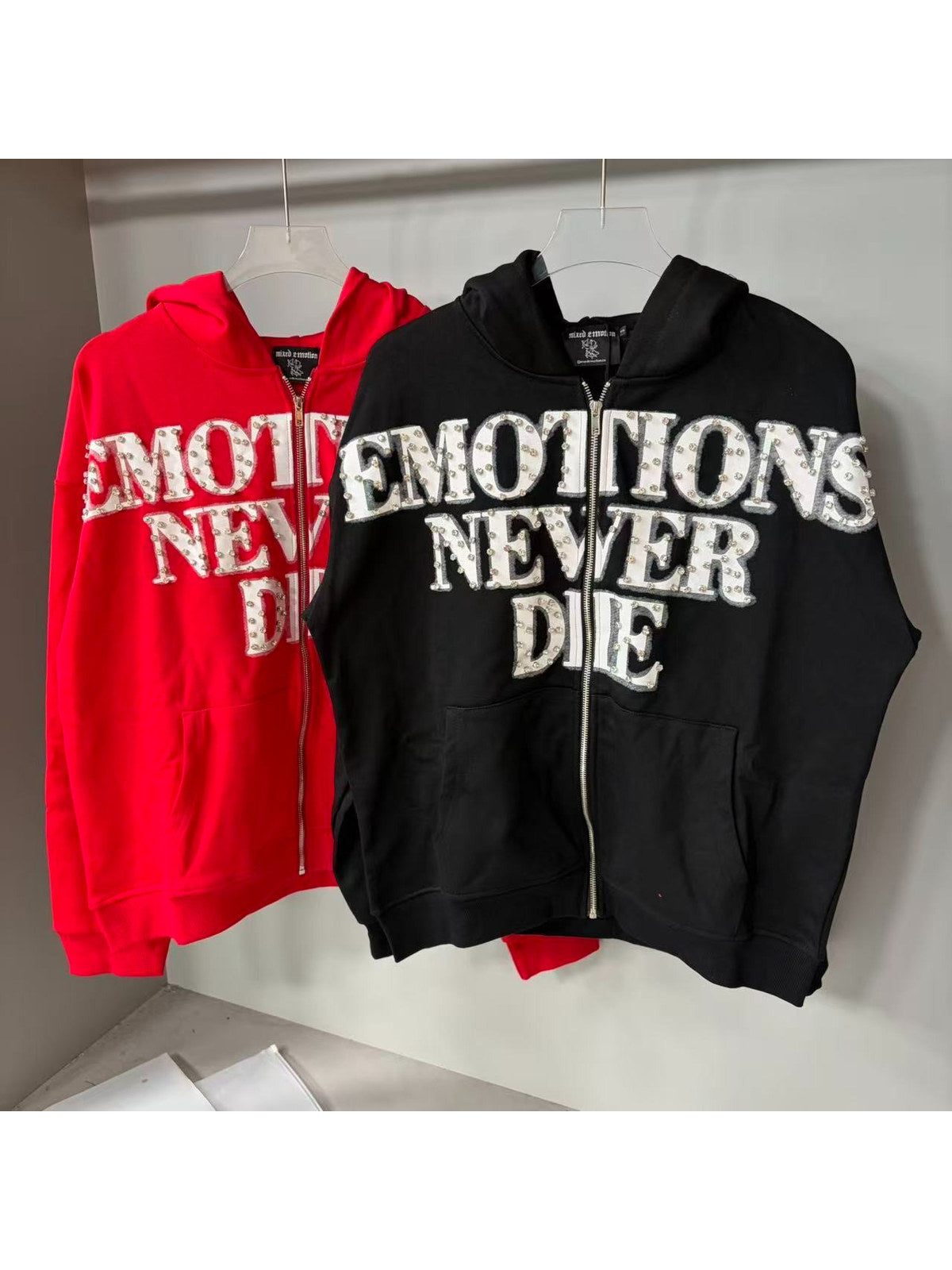 Campera con cierre Emotions Never Die � Mixed Emotion | Mixed Emotion