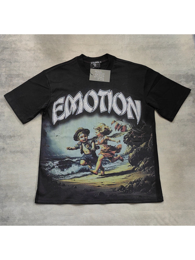 Remera negra con �ngel y paisaje � Mixed Emotion | Mixed Emotion