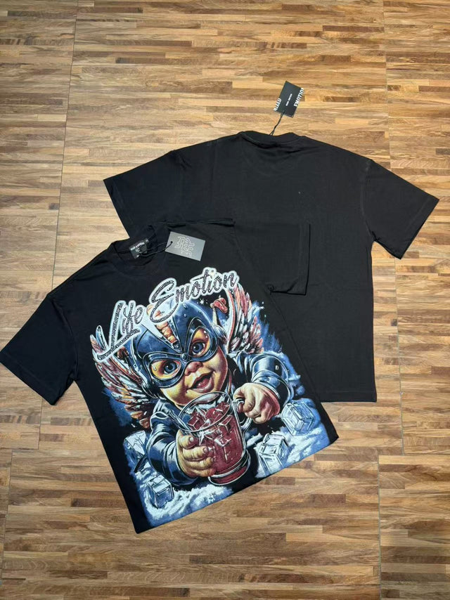 Remera negra con personaje y corazón · Mixed Emotion — Mixed Emotion